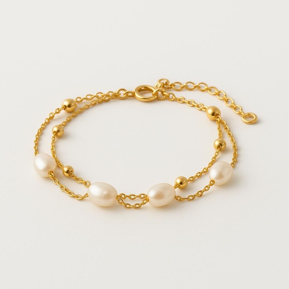 Rimah | Golden Bracelet with Pearls