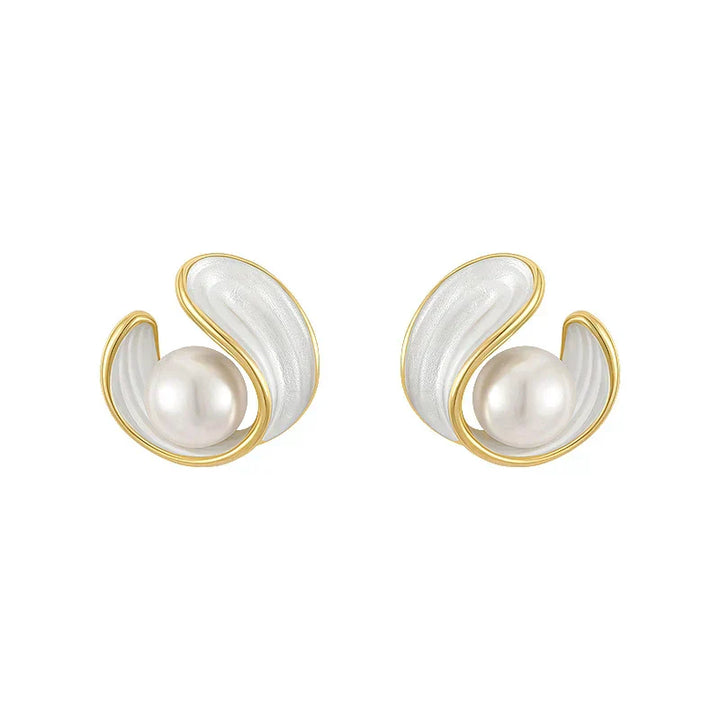 Luxurious Gold Earrings Featuring White Opals and Pearls 