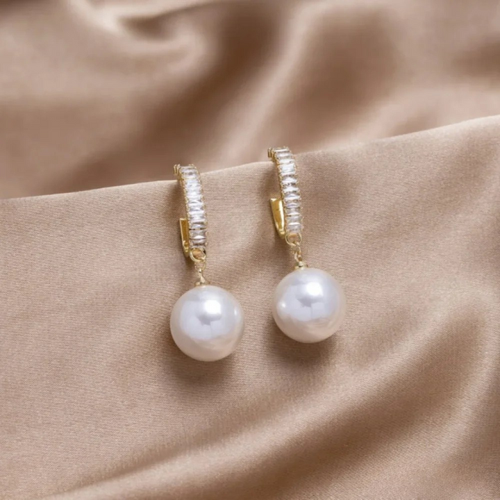 Chic Pearl &amp; Zirconia Earrings