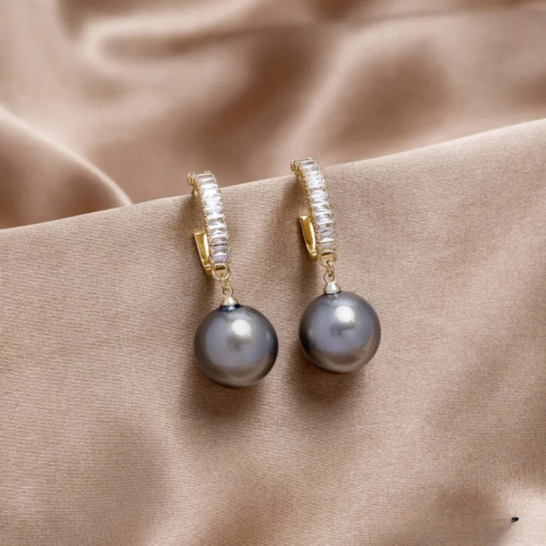 Chic Pearl &amp; Zirconia Earrings