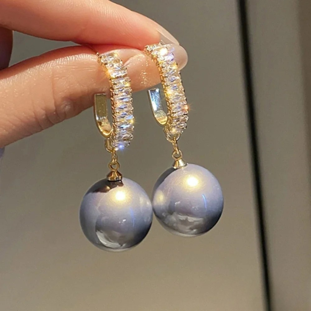 Chic Pearl &amp; Zirconia Earrings