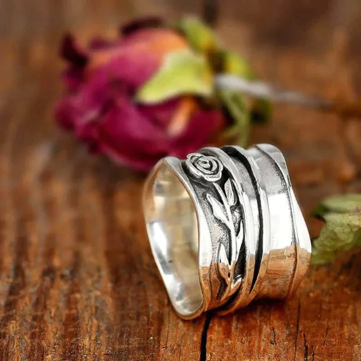 Vintage Silver Flower Ring 