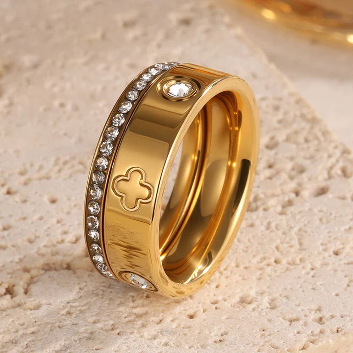 Shining Clover &amp; Crystal Ring