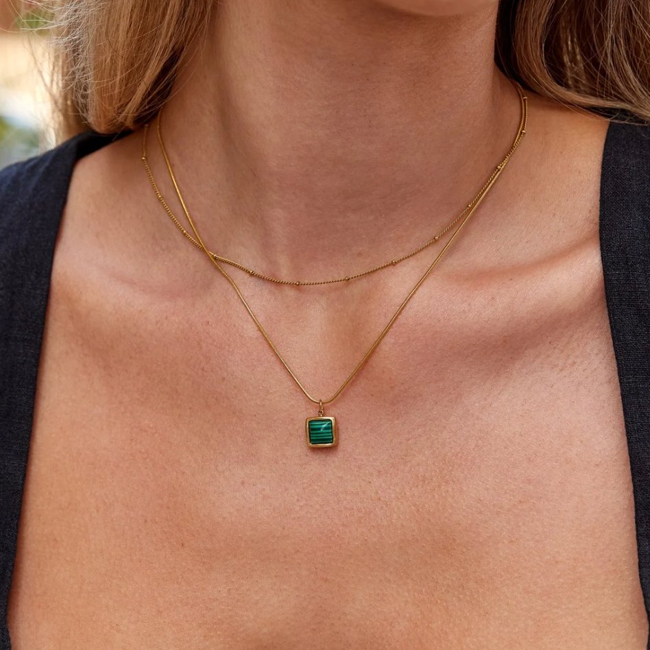 Chic Gold Necklace 