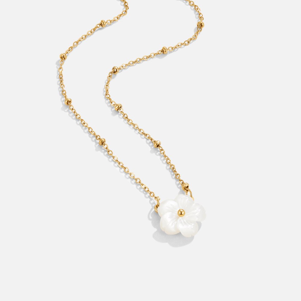 Greatness Blossom Flower Necklace 